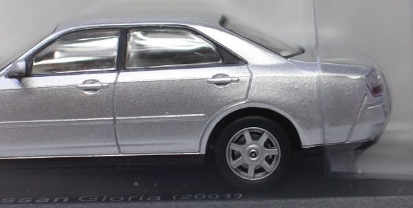 USED 未開封塗装悪い　1/43 アシェット 国産名車コレクション　　日産　グロリア　（2001） 240001028207