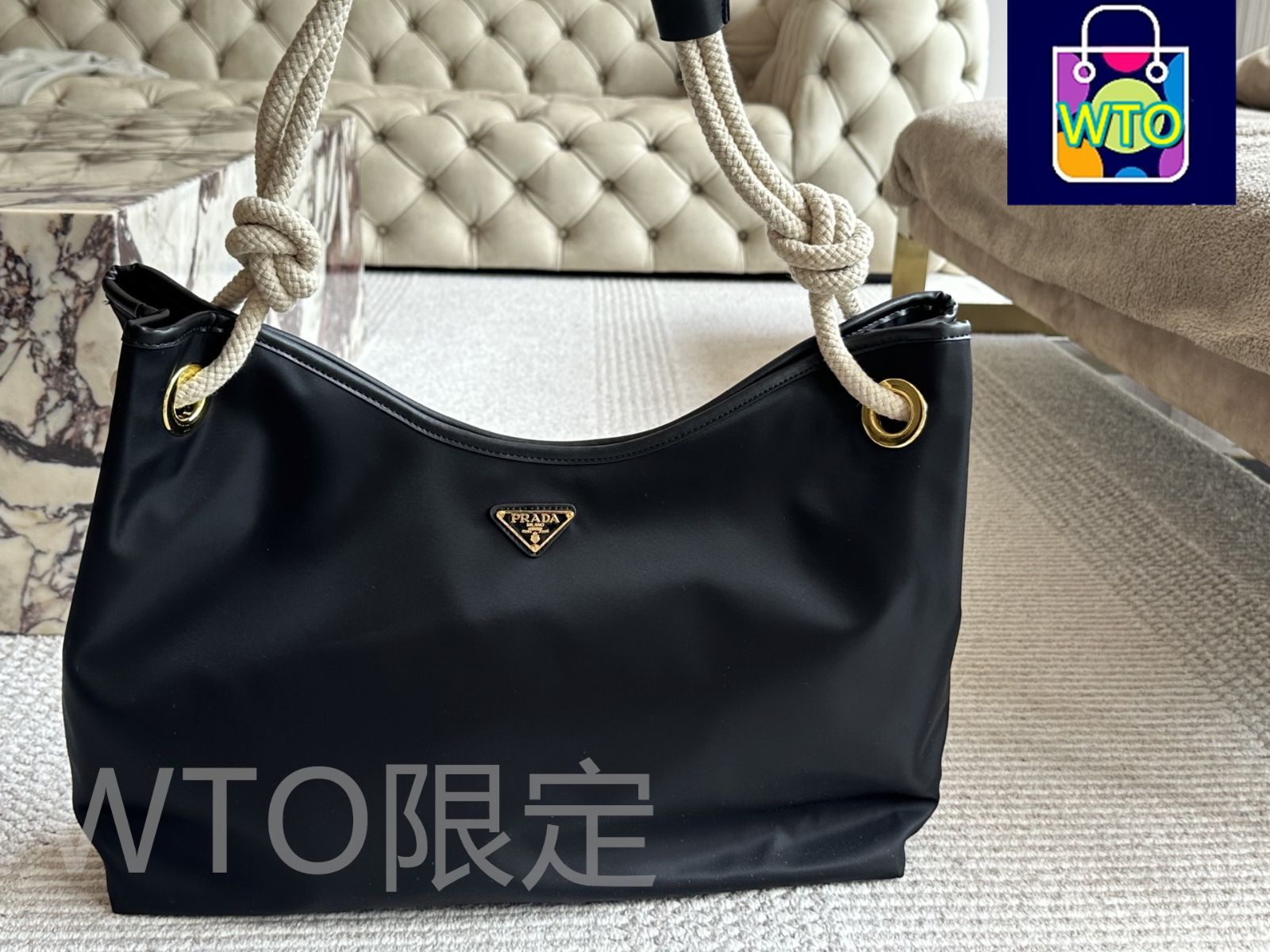 値下げ❣️美品✨プラダのトート　ハンドバッグ　（ご購入歴ない方からの購入は不可） 今日特価】Prada Tote プラダ トートバッグ 送料無料！在庫限定