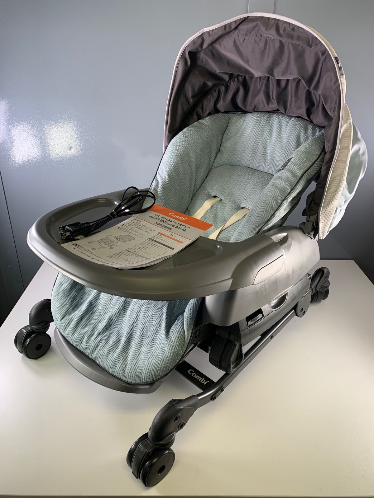 動作 済み Combi コンビ スウィングベッド＆チェア ネムリラ BEDi Long スリープシェル EG電動チェア 取扱説明書付き 新生児～4才頃まで 体重18kg以下