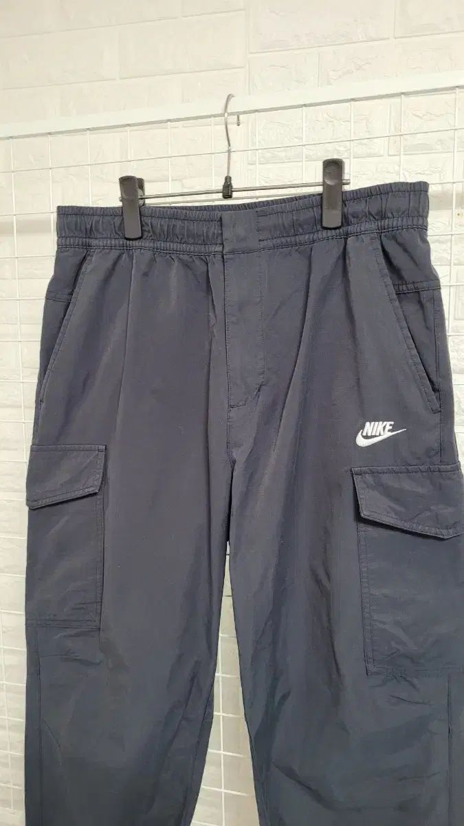 XXL NIKE ブラック ウーブン アンラインド ユーティリティ カーゴパンツ