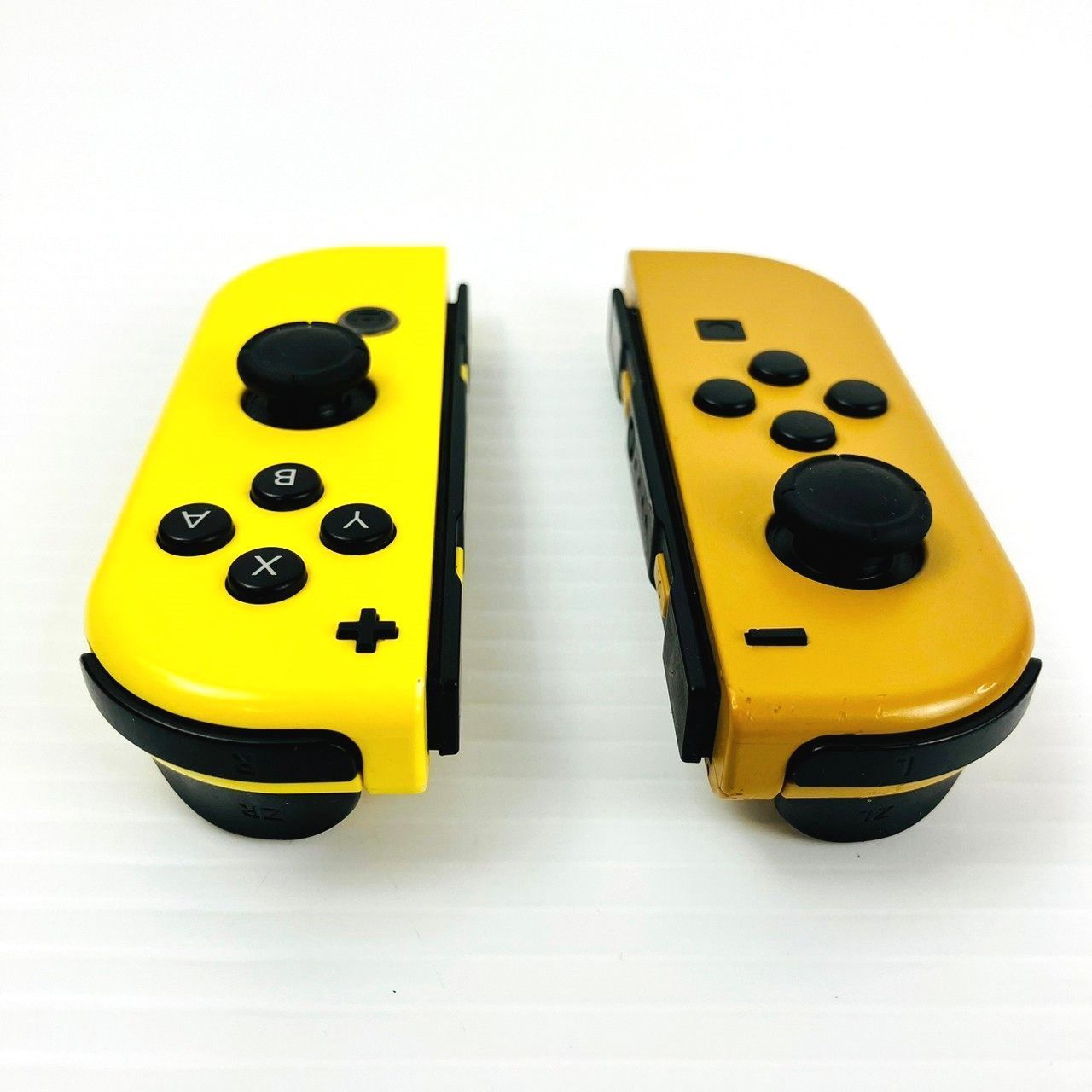 パーティを彩るご馳走や JOY-CON イーブイ ピカチュウ (L)/(R) その他 