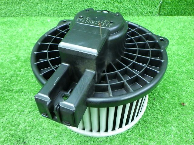 マツダ　ER3P　CX-7　ヒーターブロアモーター　872700-0371　240417128