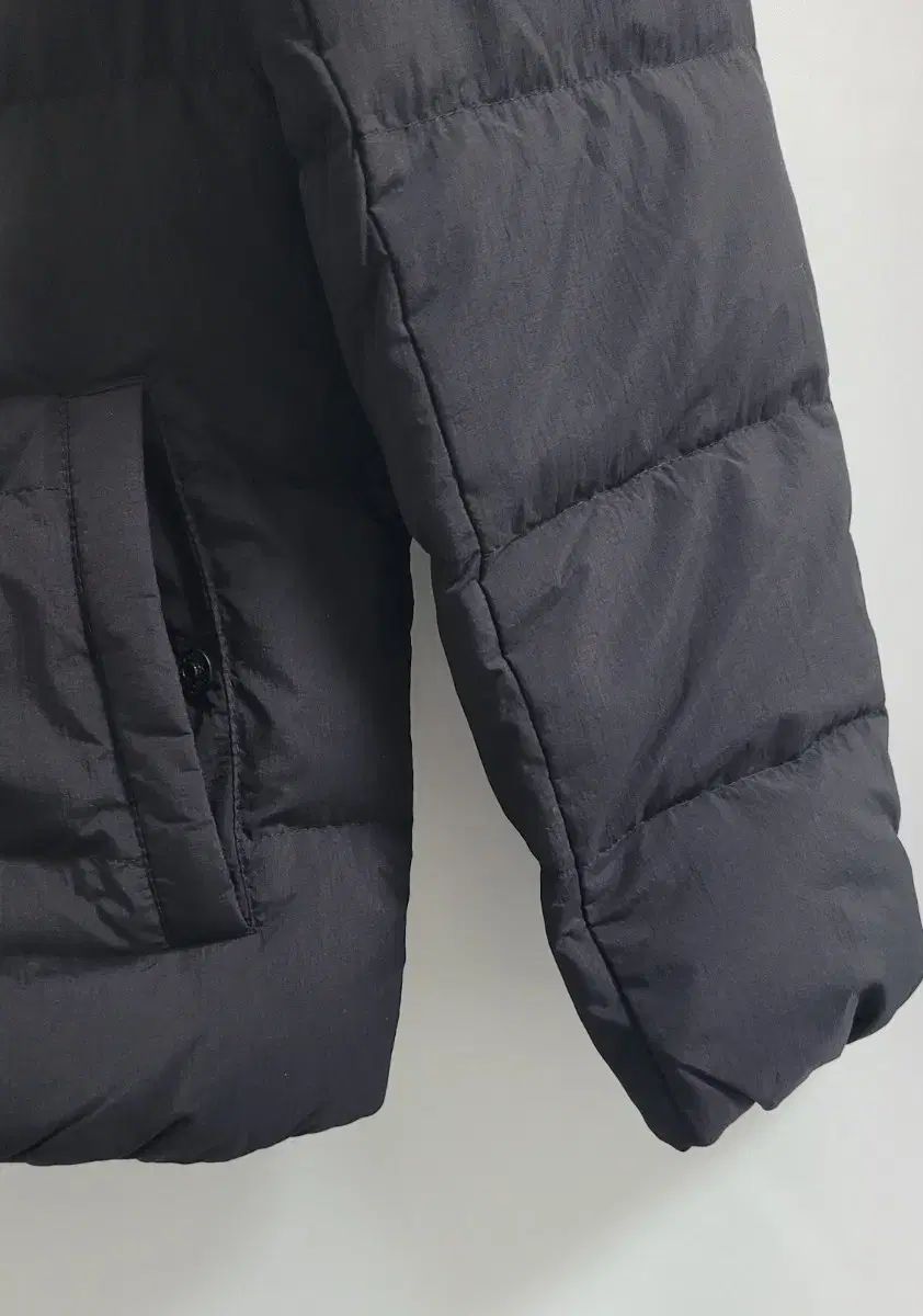 グースダウン 軽量