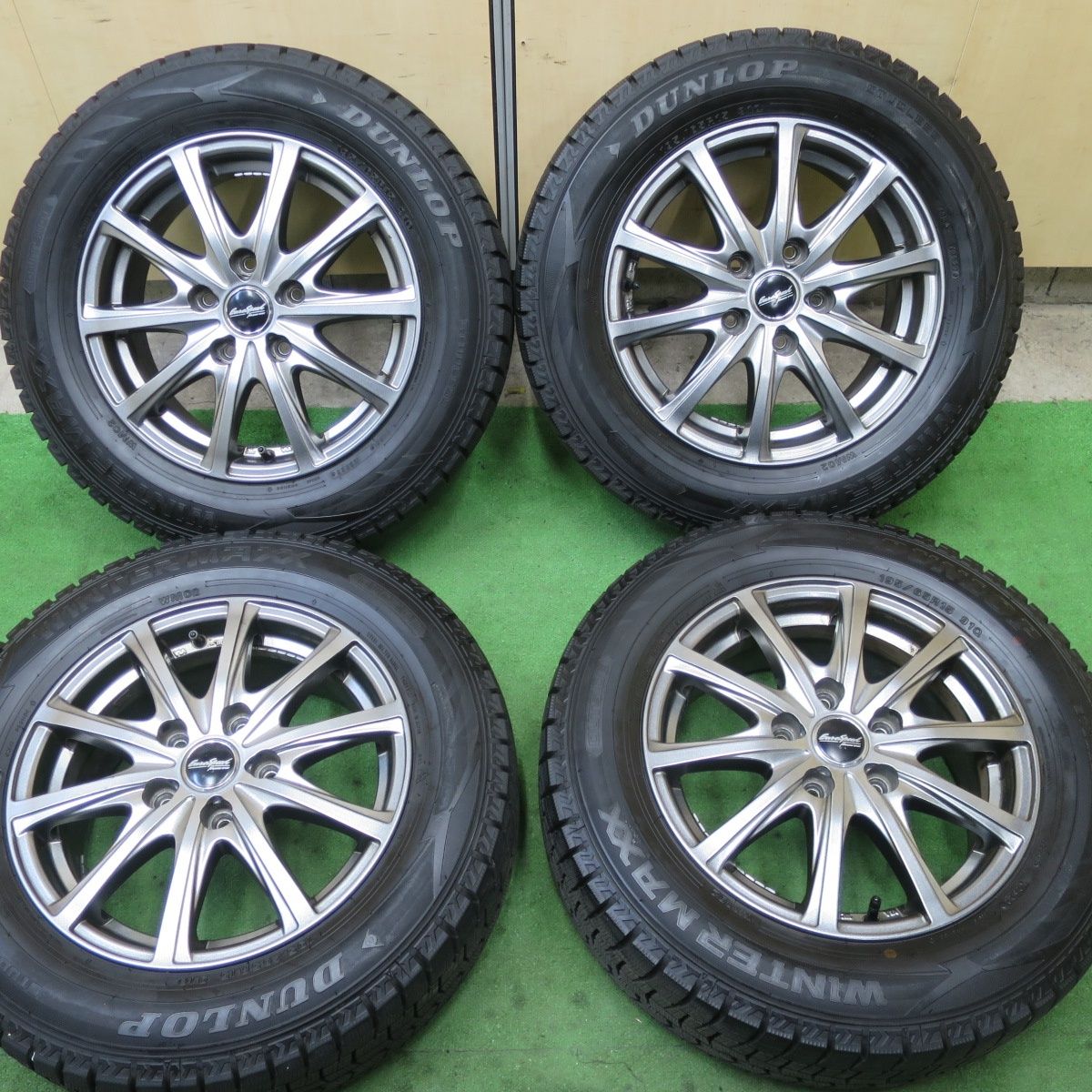 バリ溝！22年！キレイ！9.5分以上☆スタッドレス 195/65R15 ダンロップ 