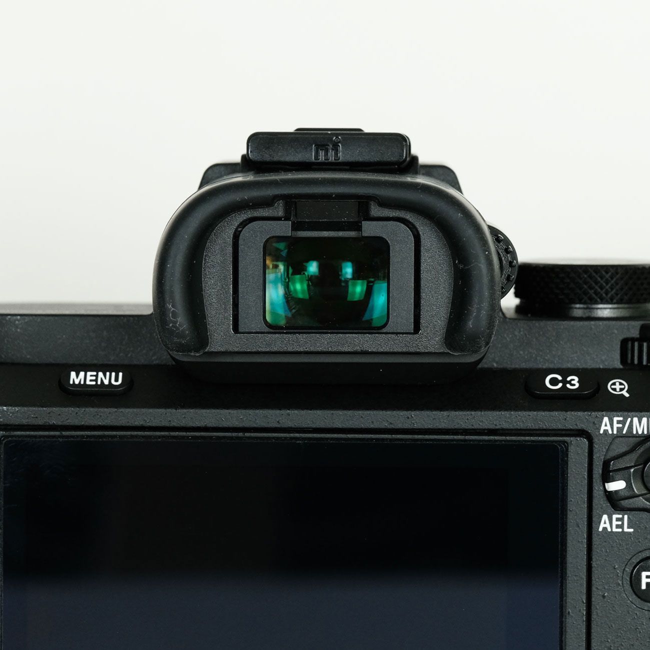 【シャッター数10,533】ソニー SONY α7II ボディ ILCE-7M2 美品｜シャッター数13,250回｜別売チャージャー付] SONY α7 II