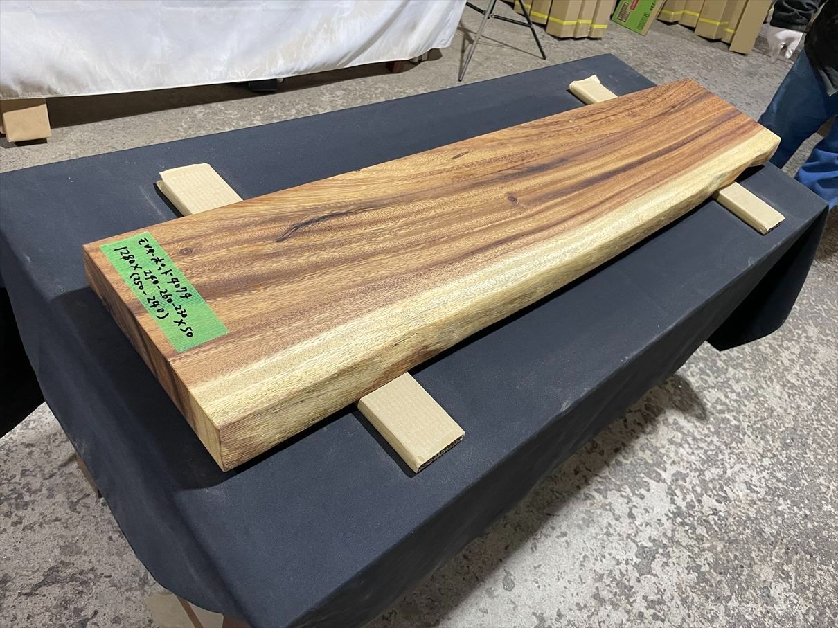 杉　一枚板 アサン杉9152 2030x105x150㎜ 無垢 台湾杉 角材 上框 小物制作 楽器