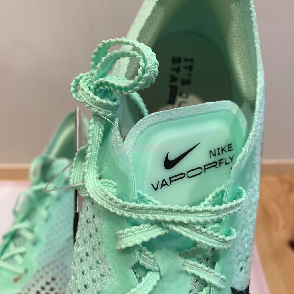 NIKE - 新品 ナイキ ヴェイパーフライ 3 ヴェイパーグリーン ドラゴンレッド 26.5 ヴェイパーフライ3 26.5」の人気商品一覧 | 安い商品を通販