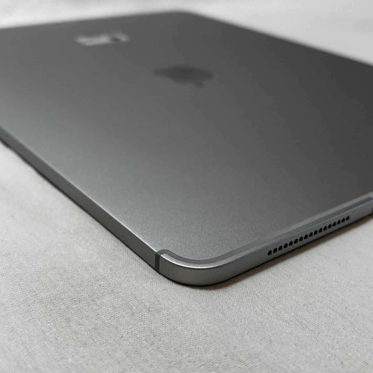 iPad|Pro|12.9インチ|第4世代|128GB|MY3D2J|A|スペースグレイ|バッテリー97%|顔認証対応|本体のみ|No.723