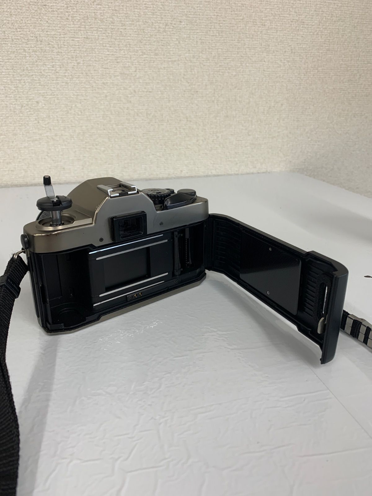 フィルム一眼レフカメラ