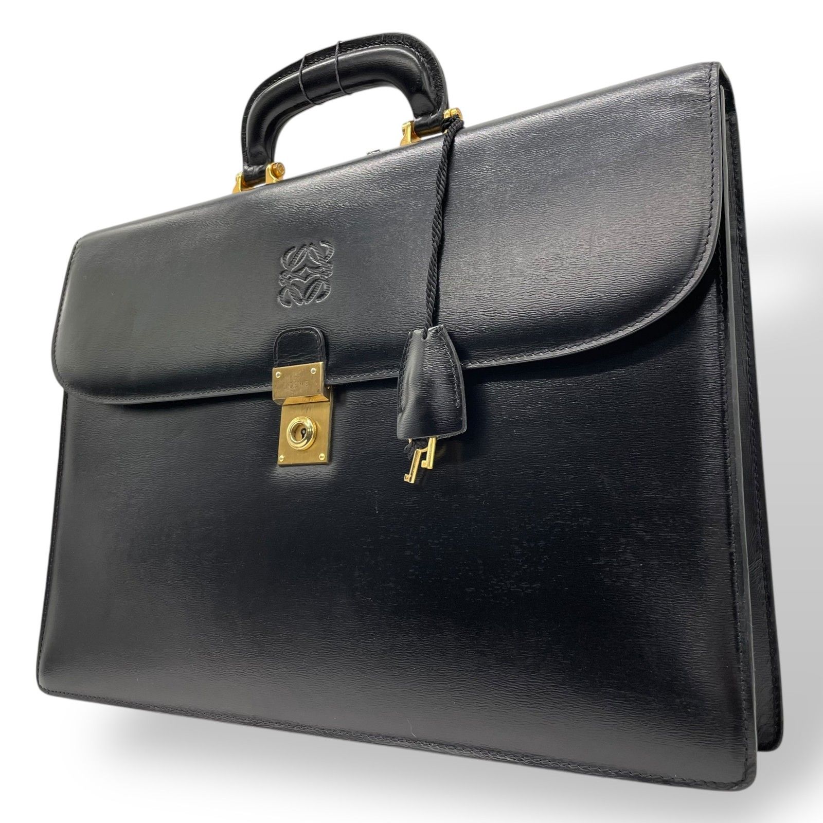 LOEWE ビジネスバッグ　カーフレザー　レザー　アナグラム　鍵　クロシェット LOEWE / ロエベ アナグラム 牛革 カーフ ブラック 黒 ビジネス