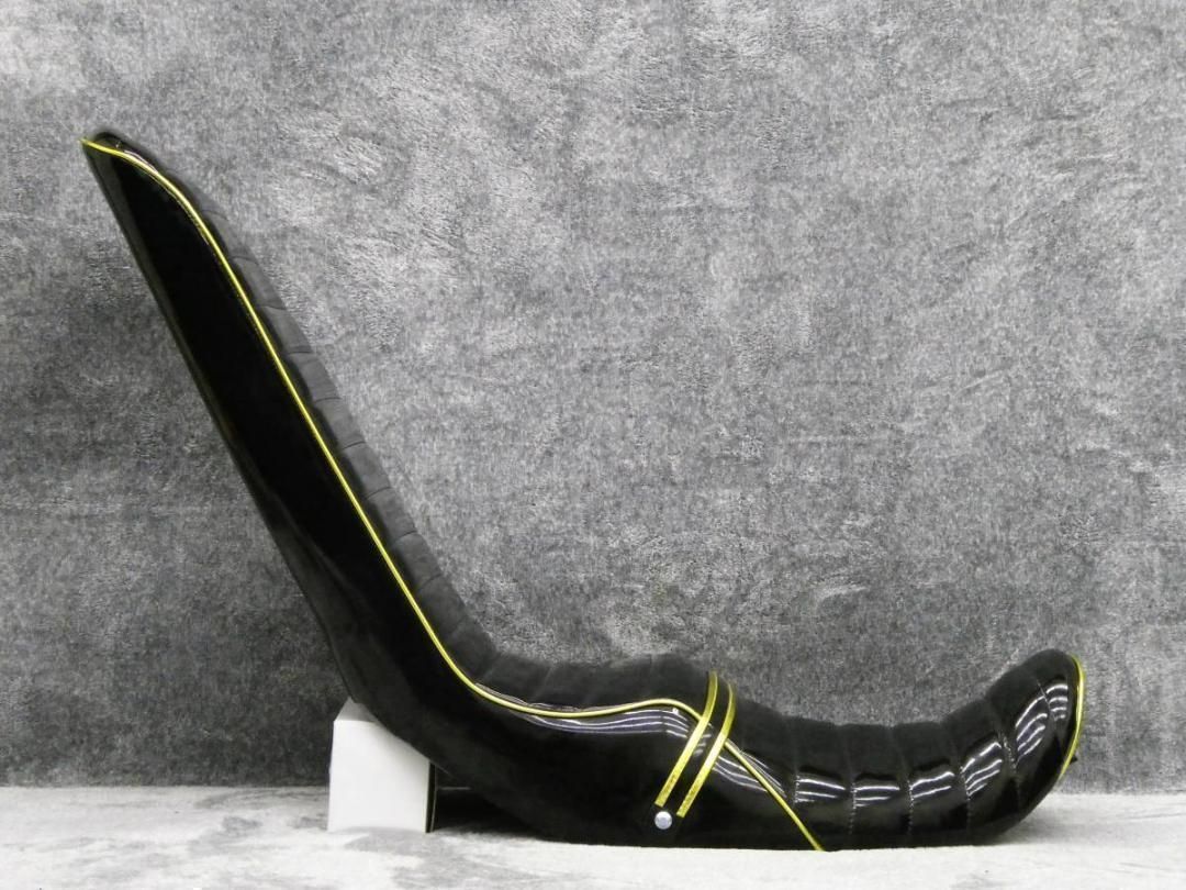 ゼファー４００前期　黒金エナ　６０ｃｍ　三段シート/ブラック3段 補強入 初期 ゼファー400 前期 黒金エナ 60cm 三段シート/ブラック