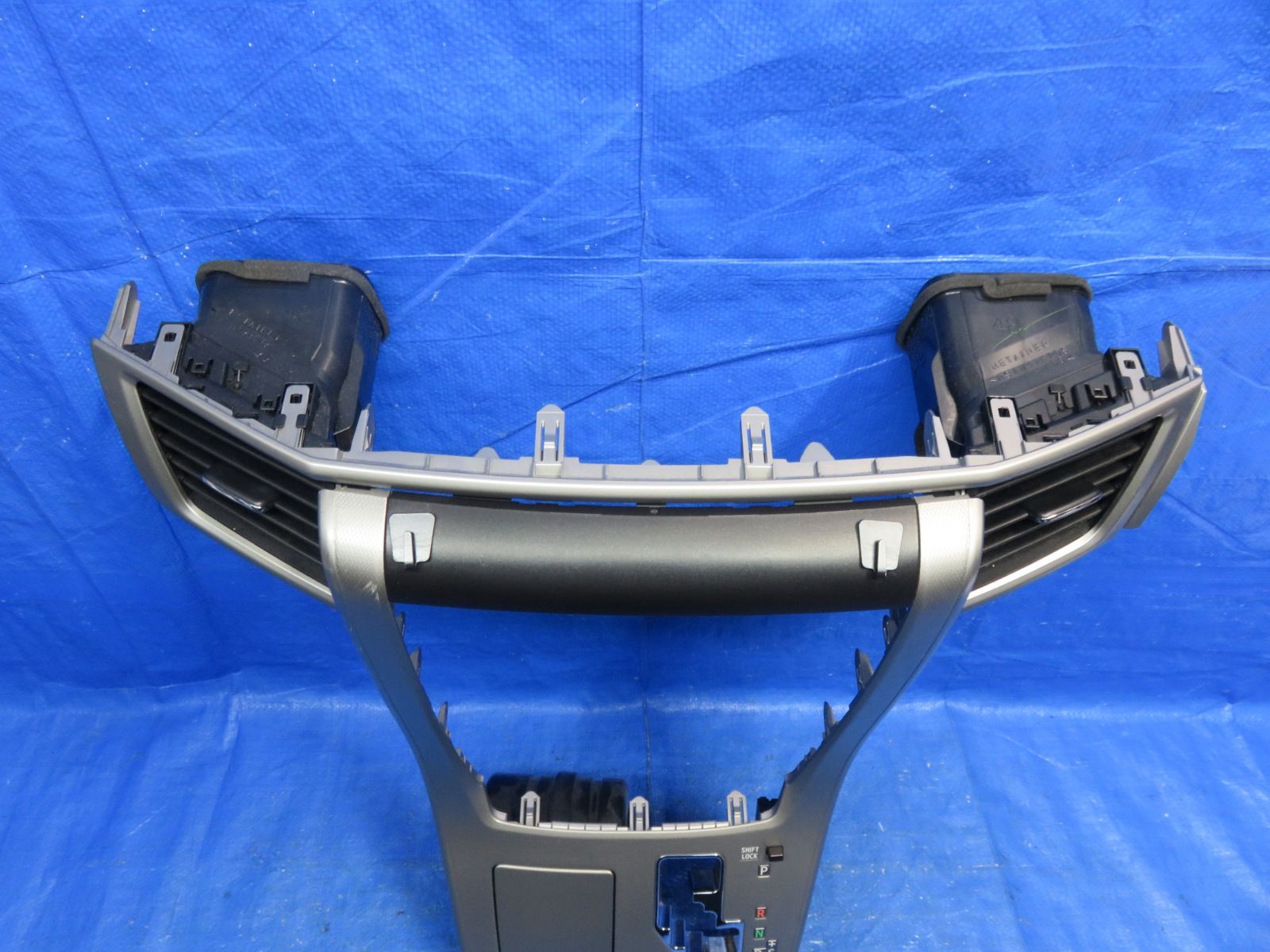 アルファード20系 ナビ/エアコン センターパネル あいうえお出品】20系