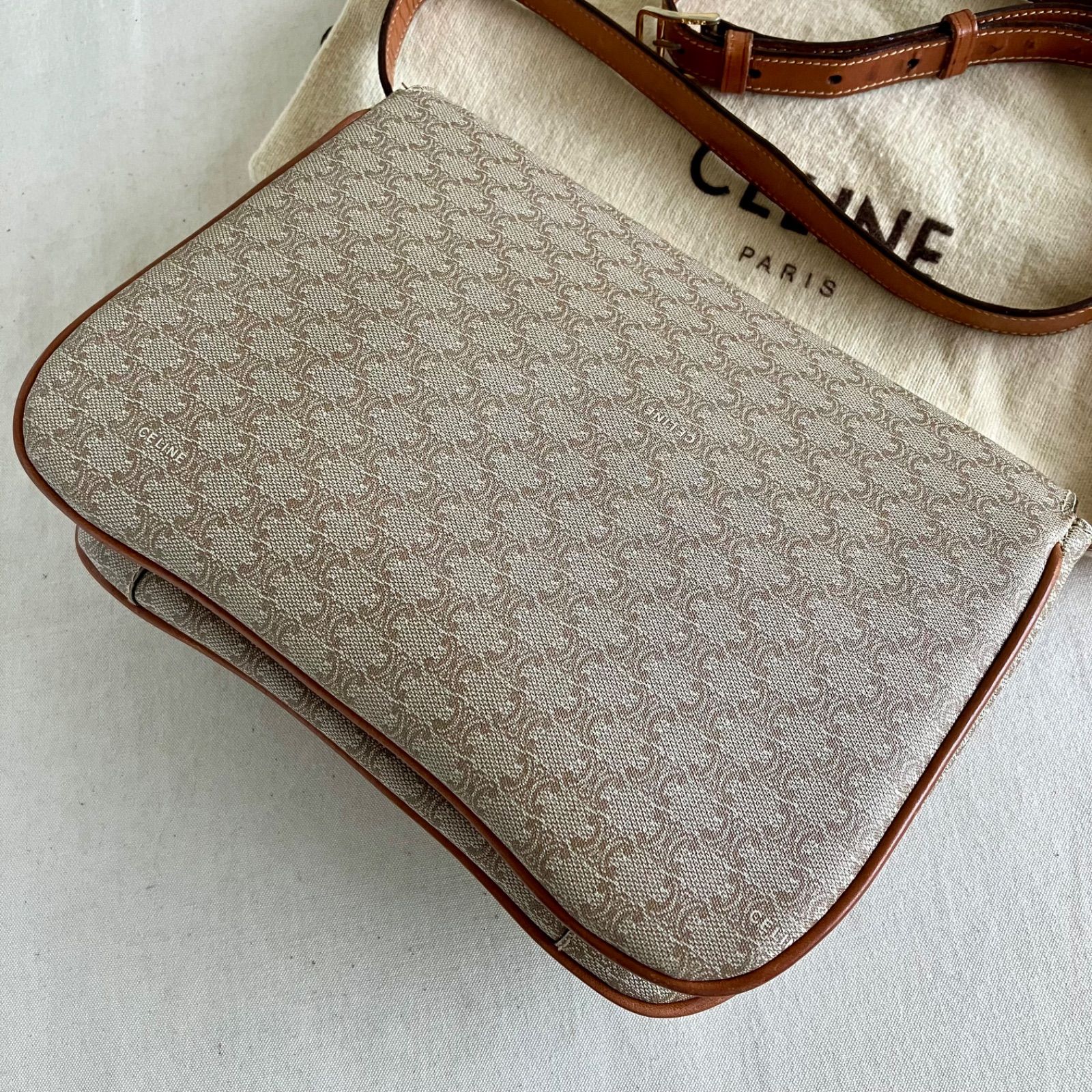 Celine セリーヌ ショルダーバッグ マカダム柄 トリオンフ ゴールド