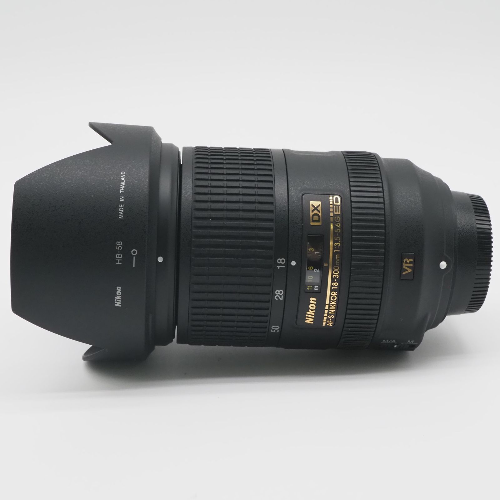 □ほぼ新品□ Nikon AF-S DX NIKKOR 18-300mm f/3.5-6.3G ED