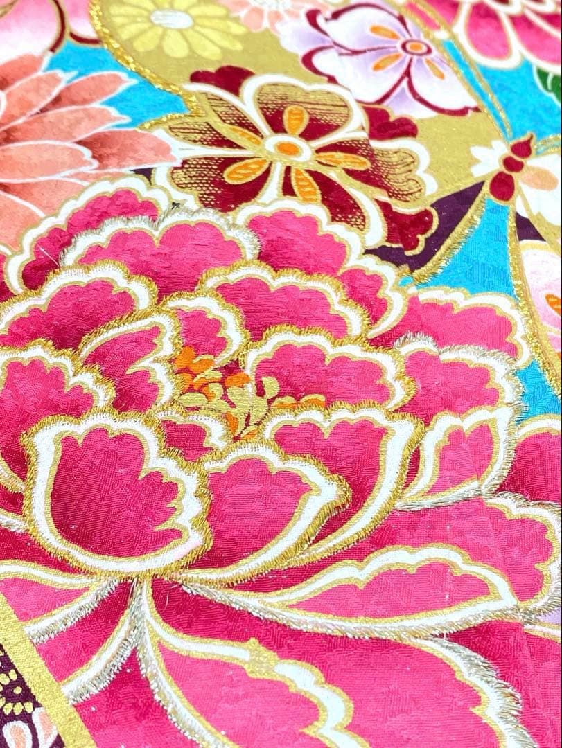 振袖 豪華 刺繍 金彩 紋意匠 牡丹 身丈166cm パールトーン加工済 