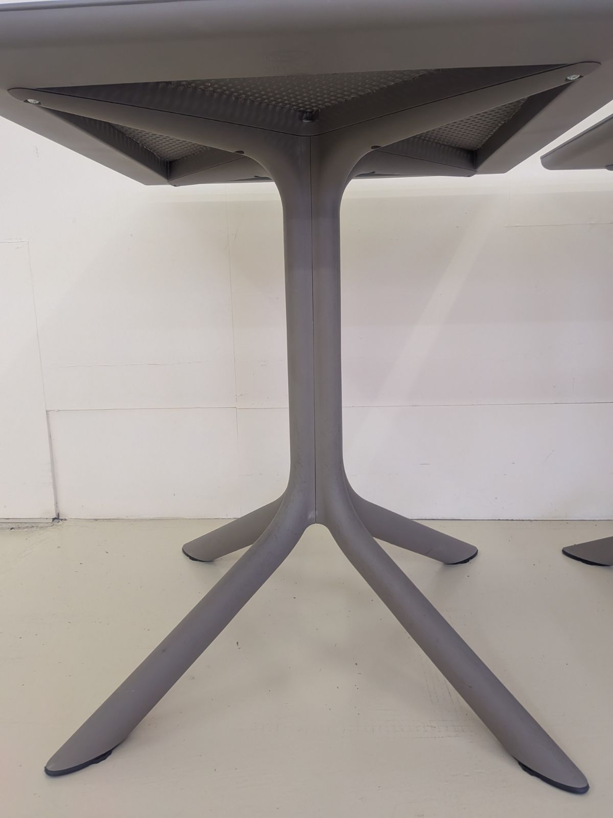 NARDI ナルディ スクエアテーブル ディノス ガーデンファニチャー ガーデンテーブル MARWIL-DEMENAGEMENTS_CH