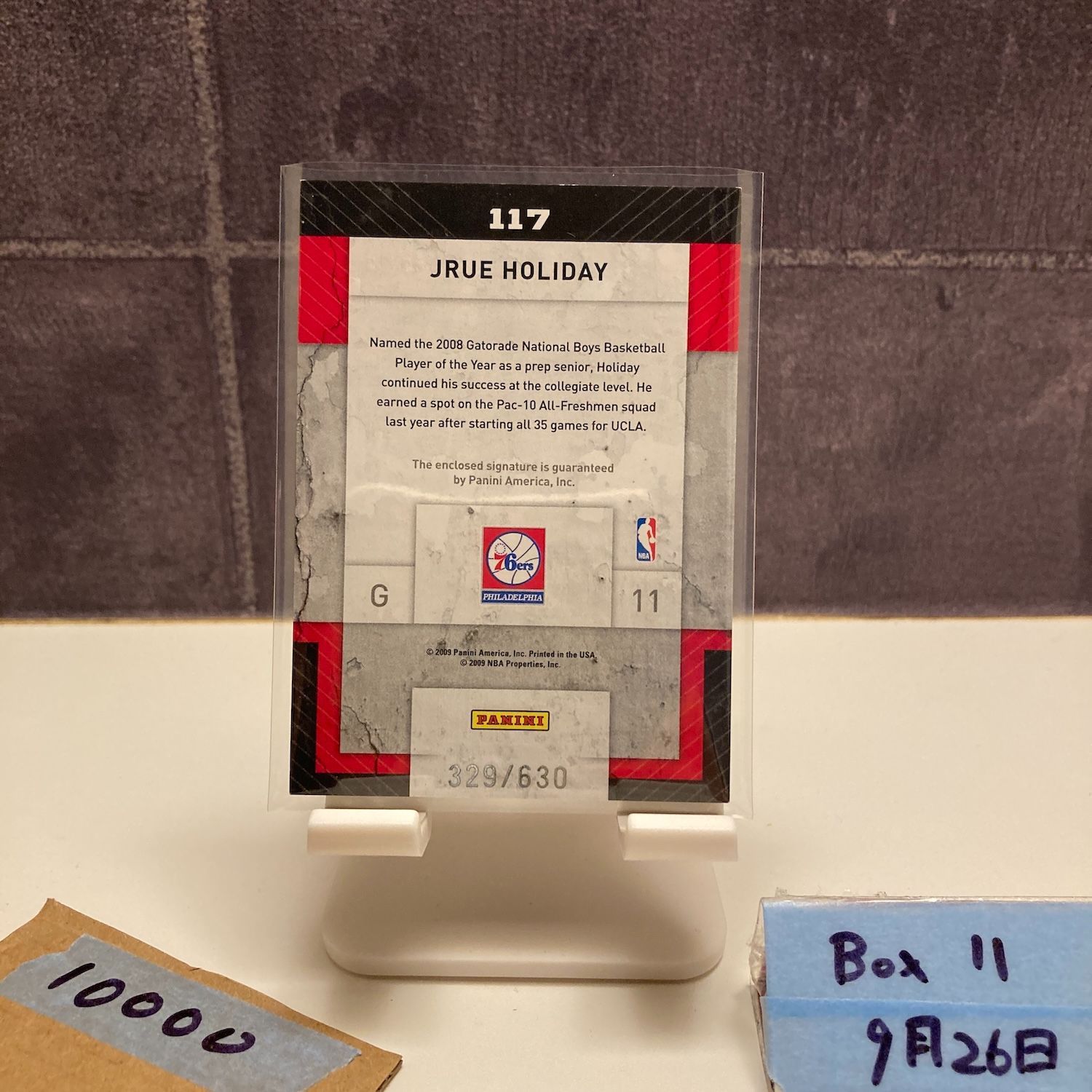 2009 Panini Threads Jrue Holiday 329 630 直筆サインカード Philadelphia 76ers Rookie Class パッチ カード