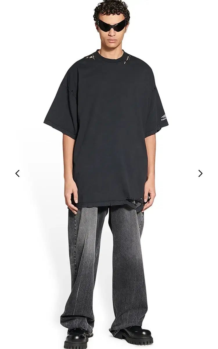 3 BALENCIAGA(バレンシアガ) 3B 修理済み Tシャツ