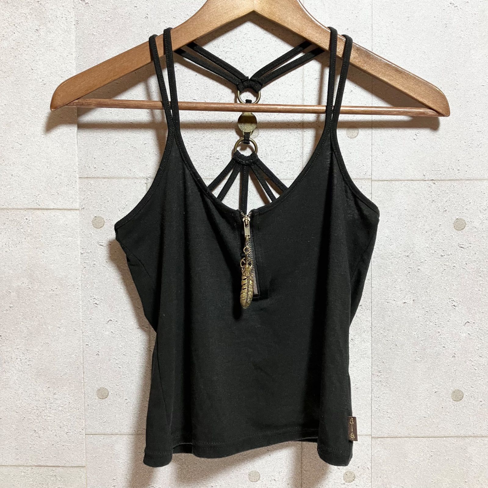 d.i.a. ダイヤ平成ギャル黒キャミソールフェザー