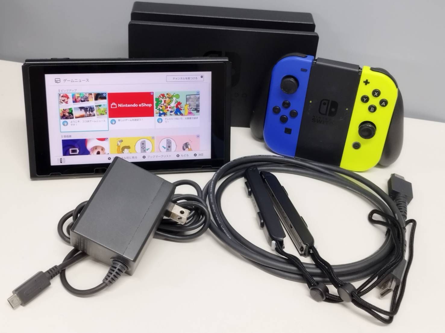 Nintendo Switch HAC-001〈2018年製〉/ニンテンドースイッチ