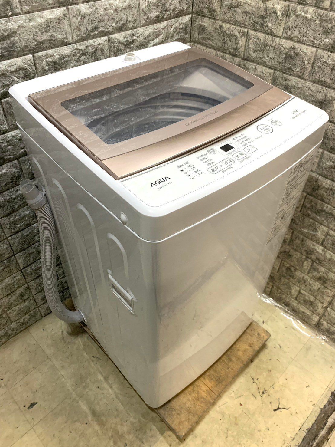 高年式！大阪送料無料☆3か月保証☆洗濯機☆アクア☆2023年☆5㎏☆AQW  