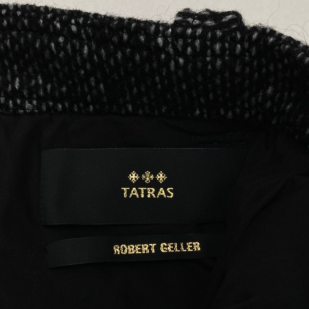  TATRAS タトラス ダウン ウール混 ハーフパンツ ブラック系 3 メンズ ショートパンツ ハーフパンツ パンツ