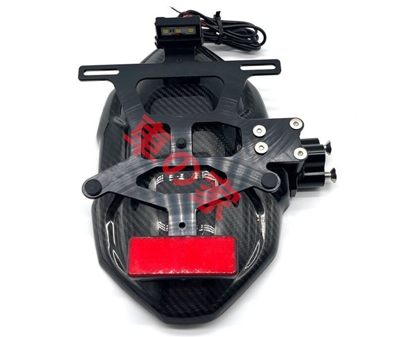 2019-2025 カーボンファイバー