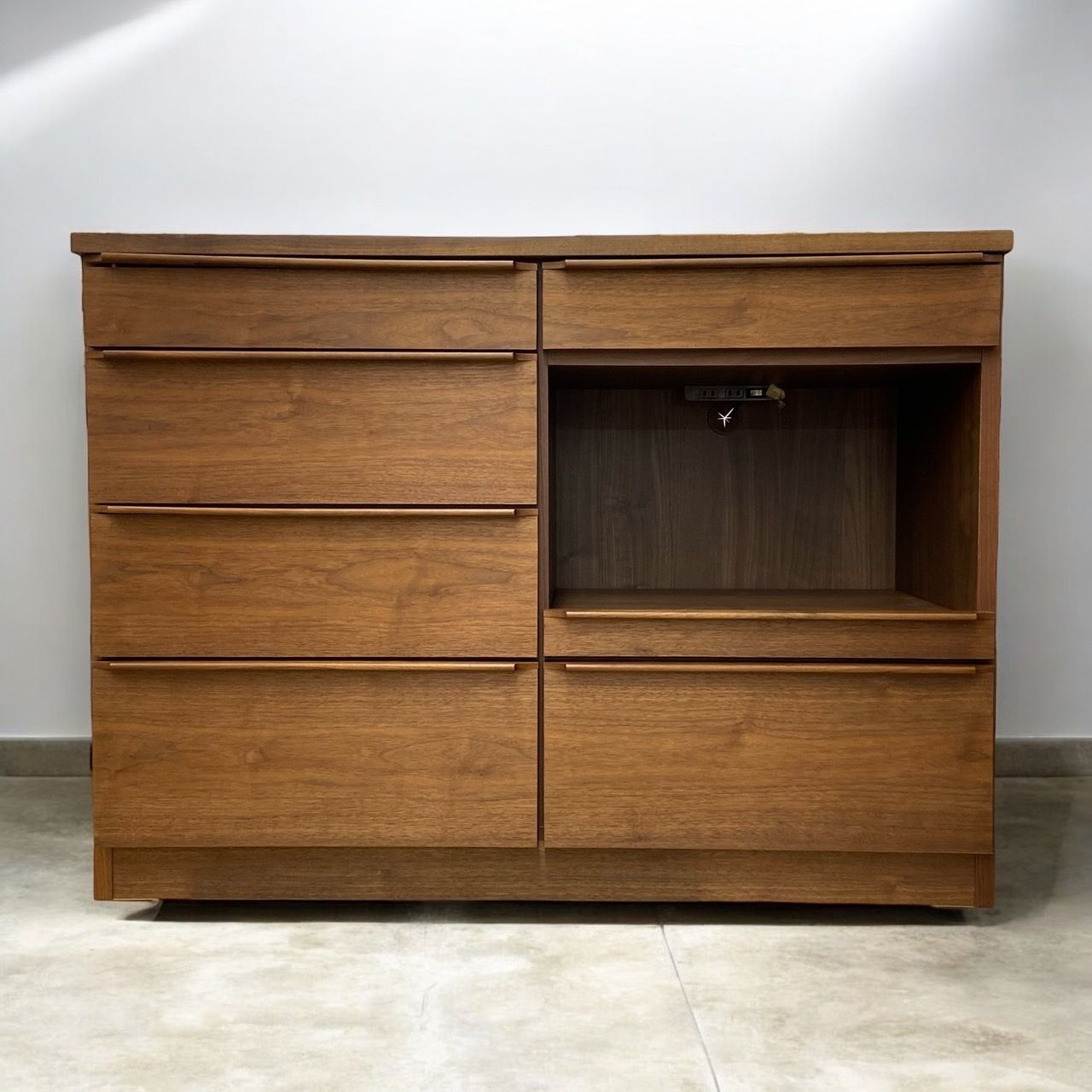 【レガストック川崎本店】大川家具 ソフィーウォールナット119 カウンターボード 北欧スタイル 天然木 W118.5×D46×H87.3 発送要確認】大川家具 ソフィーウォールナット119 カウンターボード