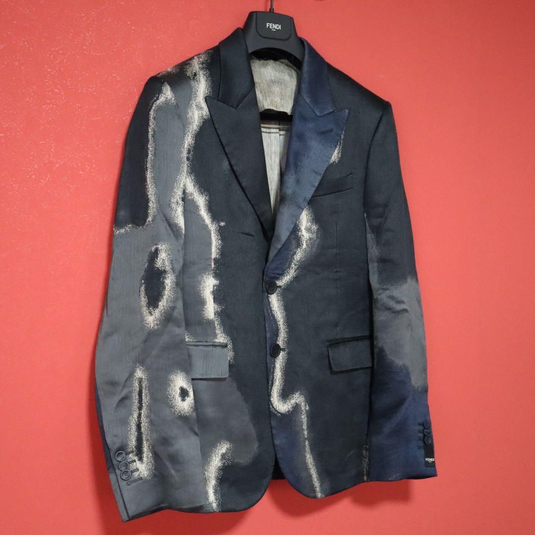 ハンガー付き FENDI