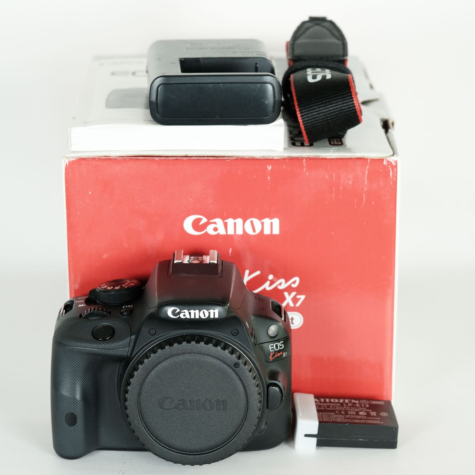 ♥動作良品♥Canon EOS Kiss X3 レンズキット シャッター回数少