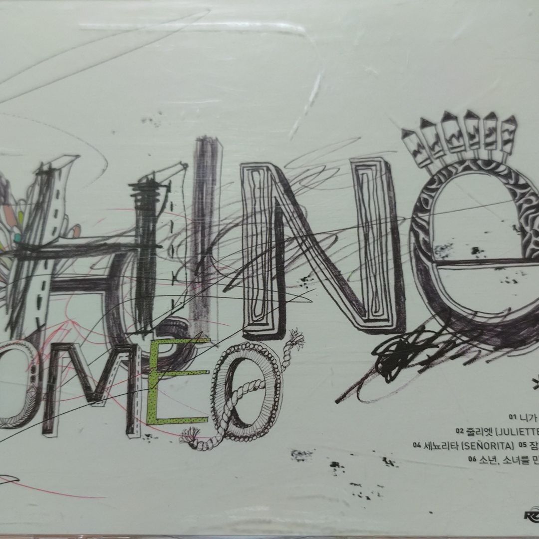 SHINee/THE SECOND MINI ALBUM【ROMEO】 - メルカリ