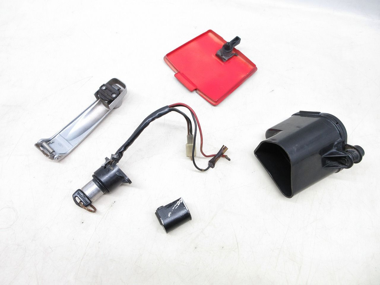 CB250RS-Z メインキー タンクキャップロック カウルカバーロック ハンドルロック ツールボックスキーセット 共通鍵1本付 バイク部品 0709H33M-10