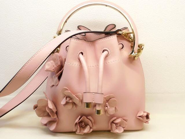 新品同様 ジミーチュウ ボンボンバケットバッグ □ フラワー