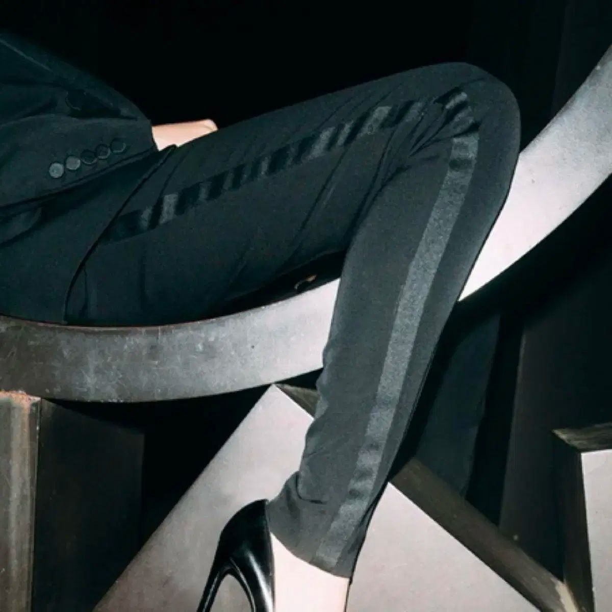 saint laurent タキシードパンツ　2023SS サンローラン タキシードパンツ saint laurent タキシードパンツ