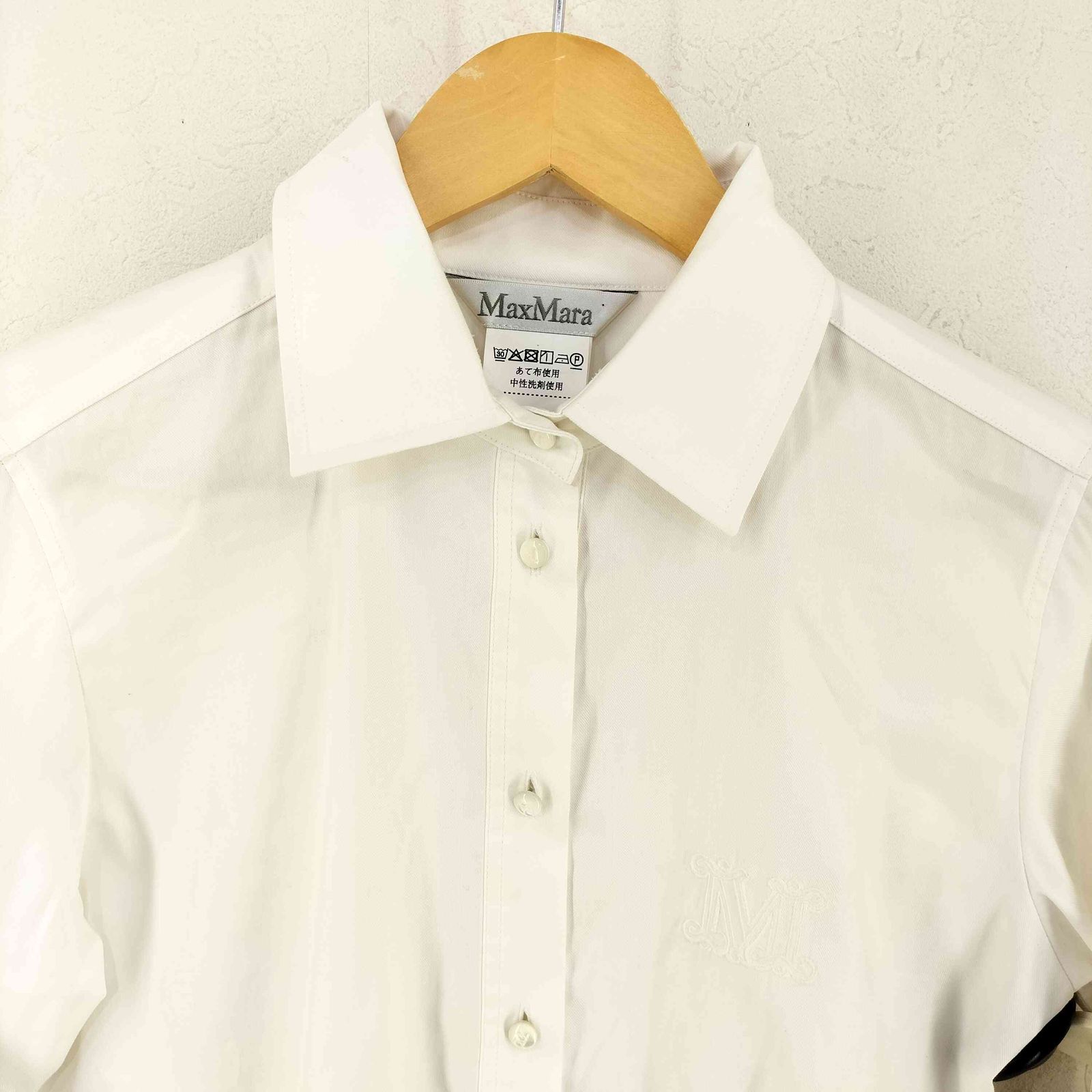 MAX MARA(マックスマーラ) M刺繍 L/S シャツ シルク混 レディース JPN：38  中古 古着 1147 マックスマーラ MAX MARA M刺繍 L/S シャツ シルク混 レディース