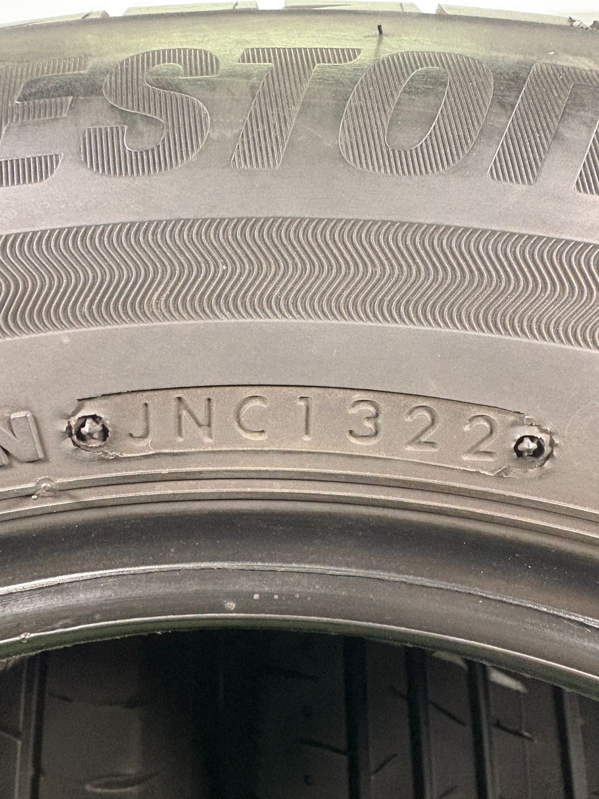 65R15 ブリヂストン