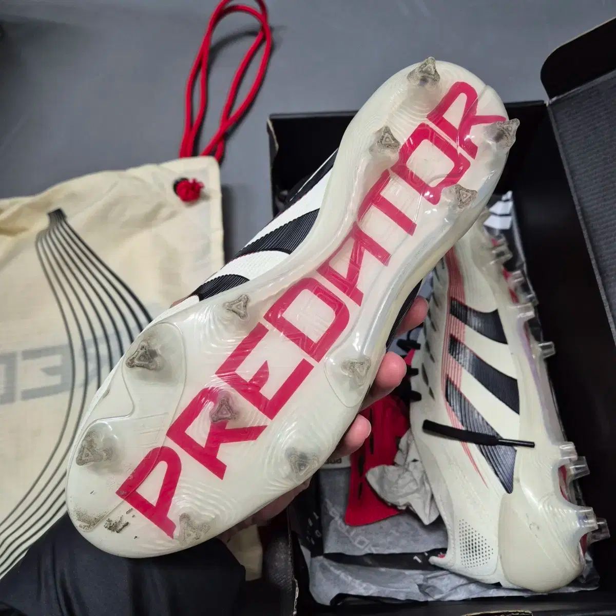 adidas アディダス