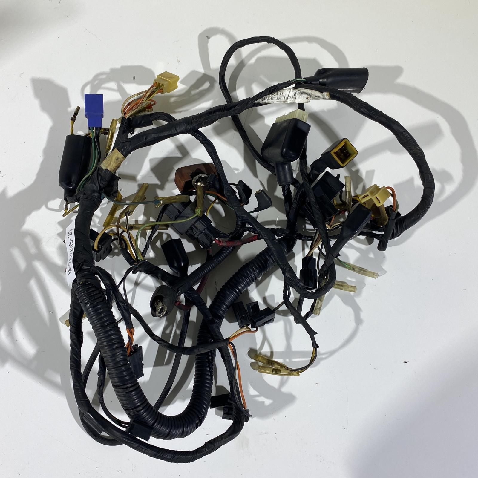 昭和の電飾ボディー 00907 GS250FW GJ71A メインハーネス電装 動作品 純正 自動車