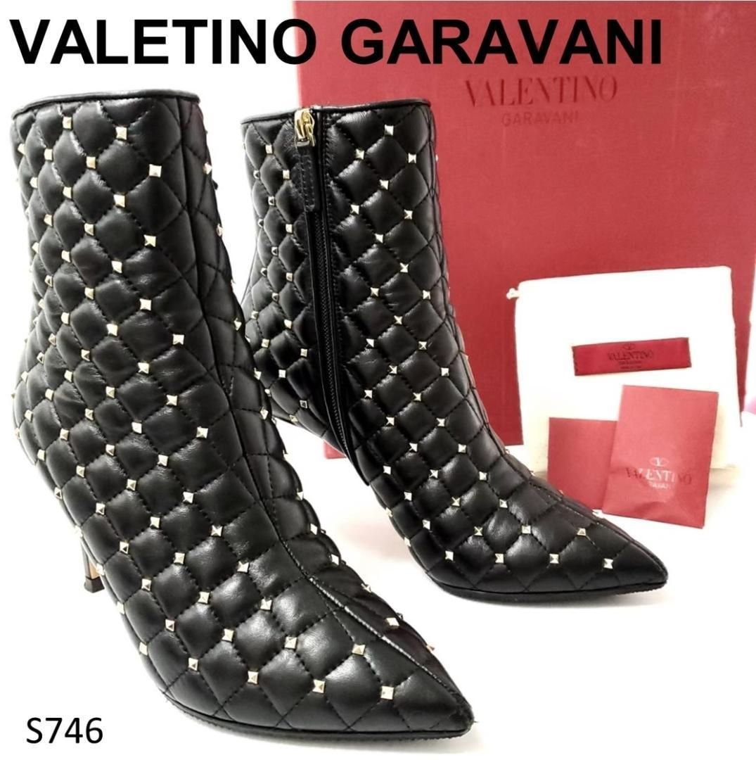 ヴァレンティノ ロックスタッズ レザー ショートブーツ ブラック 国内即発】VALENTINO ロックスタッズブーツ (VALENTINO/ショート