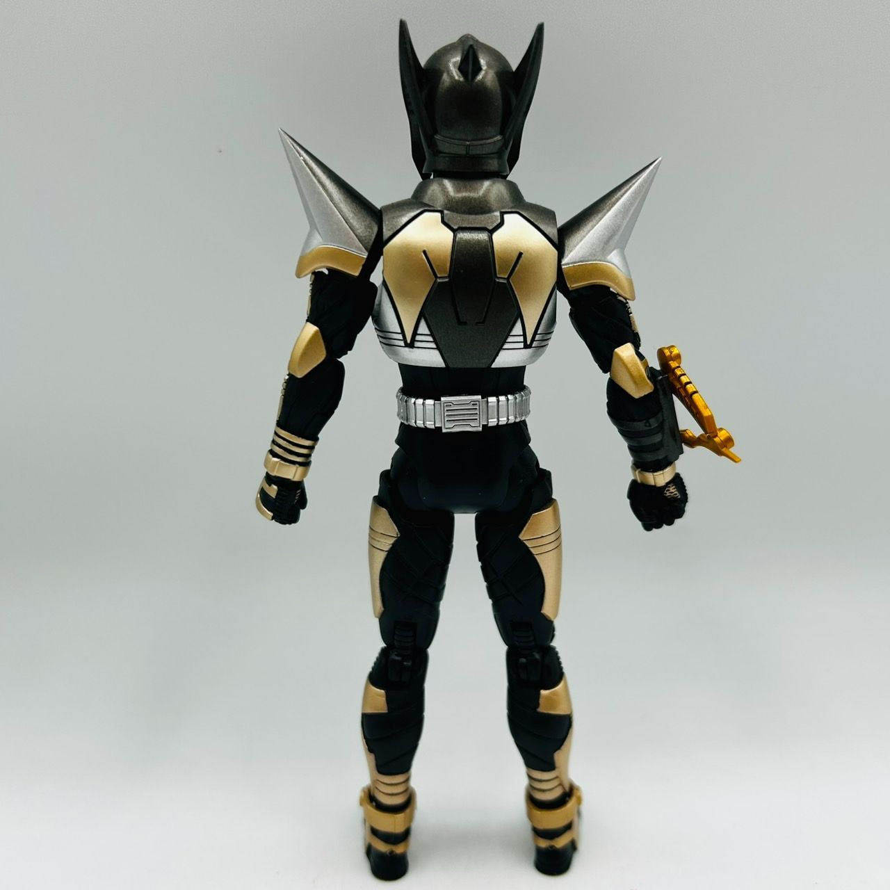 キックホッパー フィギュア