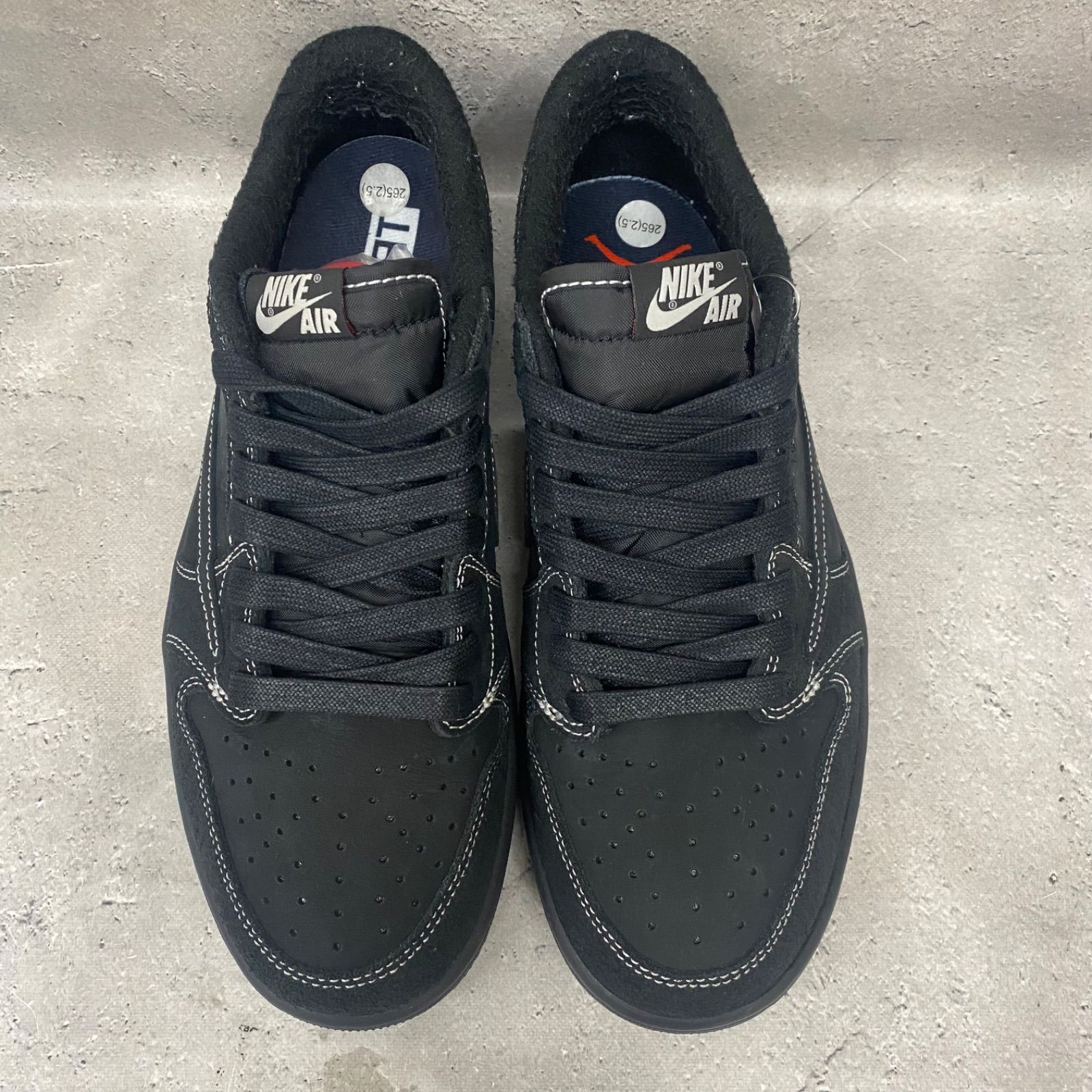 ナイキ トラヴィススコット×エアジョーダン1 LOWブラックファントム