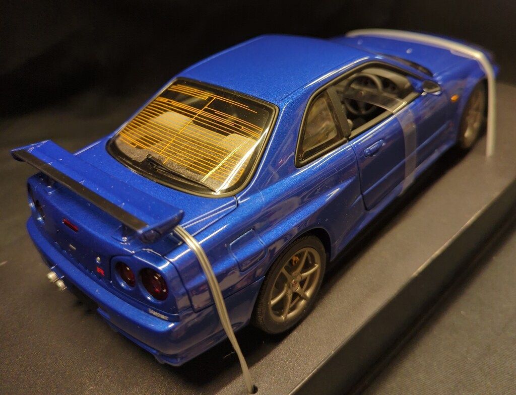 AUTOart コレクション 1/18 PERFORMANCE NISSAN SKYLINE R34 GT-R 1999