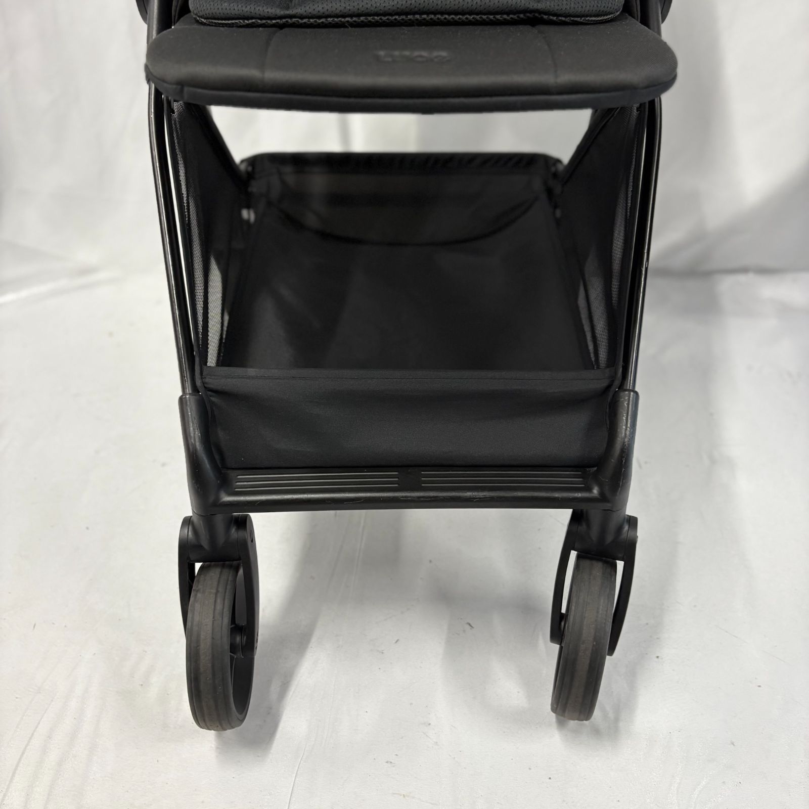 極美品 Aprica ルーチェフリー ブラック 黒 - メルカリ