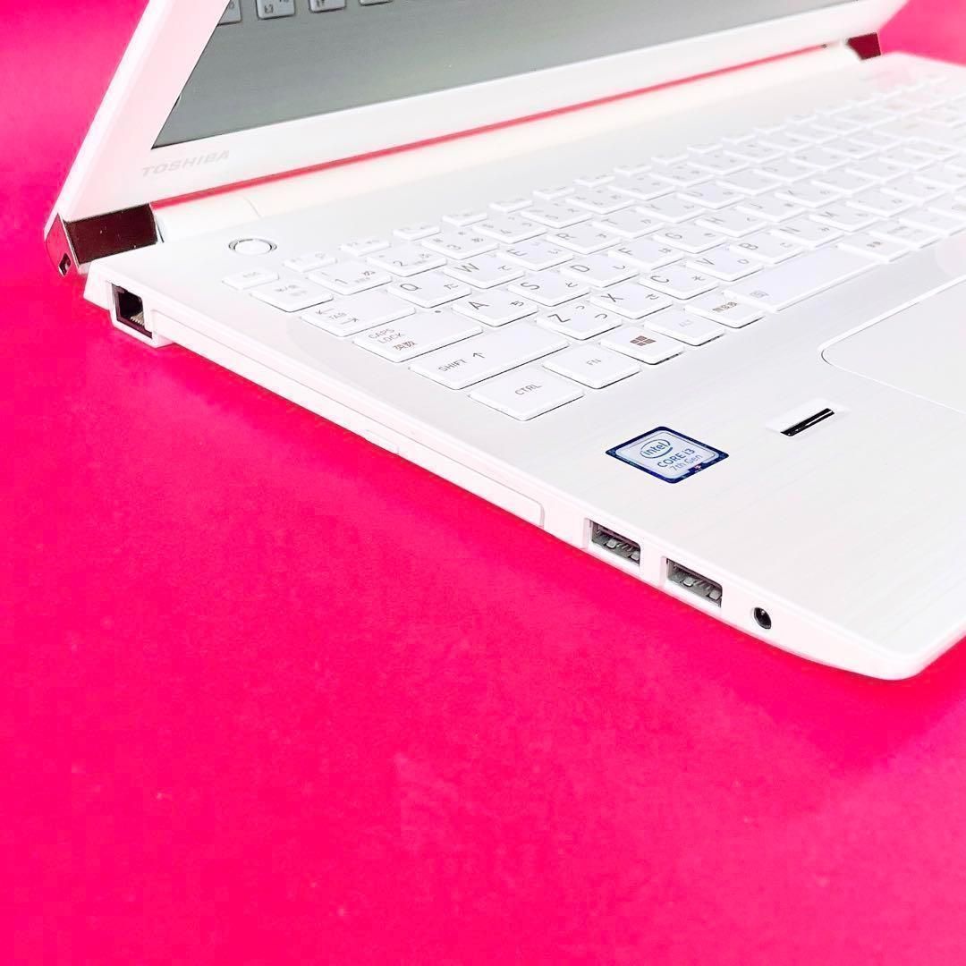 爆速SSDで快適✨すぐ使えるノートパソコン✨8GB ✨カメラ付き✨薄型