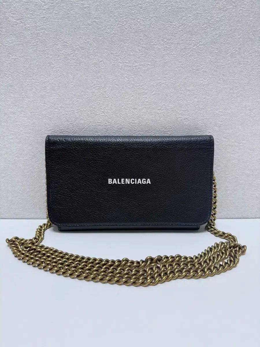 BALENCIAGA バレンシアガ フラップ スマホポーチ チェーン クロスバッグ