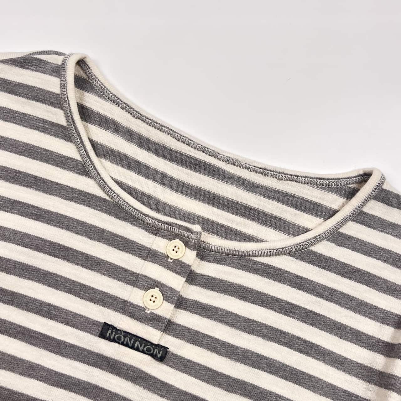 Mademoiselle NON NON マドモアゼルノンノン ボーダー ヘンリーネック 七分袖 Tシャツ カットソー  M/グレー×ホワイト レディース Mademoiselle NON NON マドモアゼルノンノン ボーダー ヘンリーネック