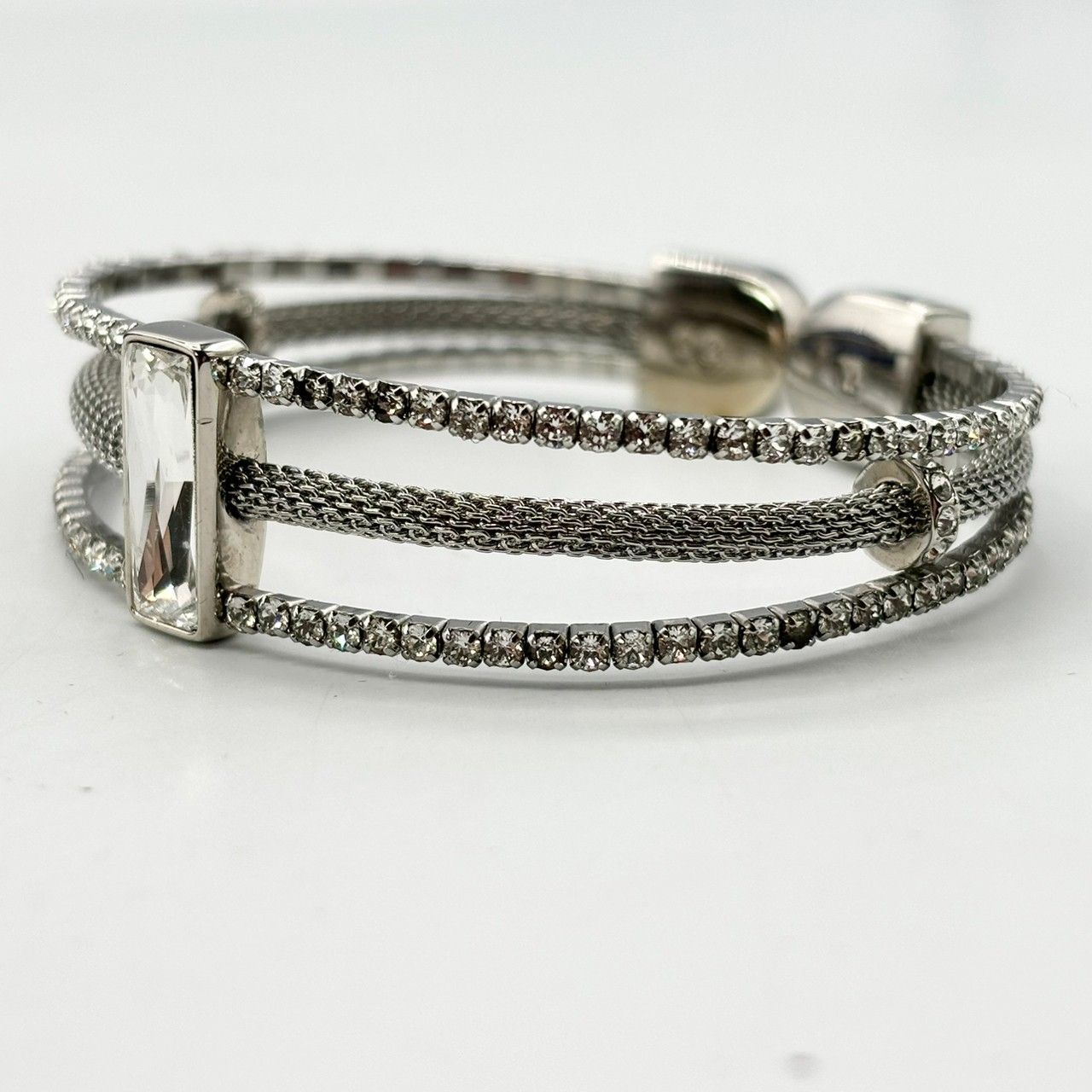 スワロフスキー　SWAROVSKI バングル SWAROVSKI スワロフスキー 『Gate バングル』 5271707 ライン