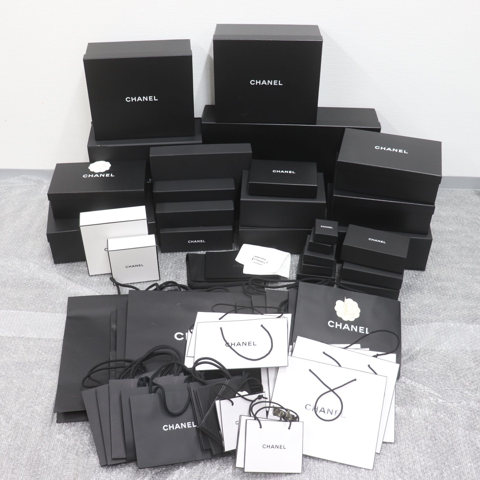 シャネル　ニット　シューズ　バッグ　保存袋　26枚セット シャネル 保存袋26枚 シャネル ニット シューズ バッグ 保存袋 26枚
