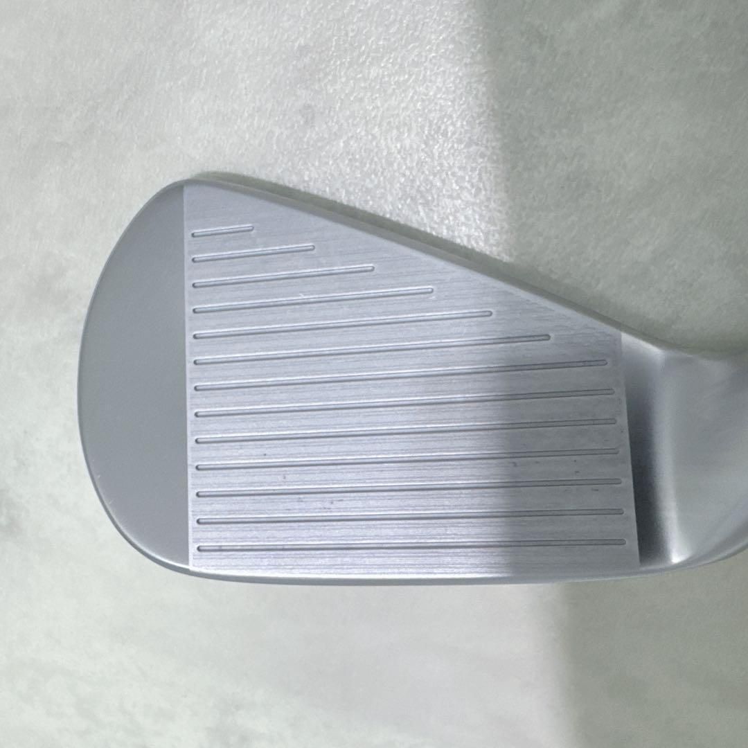 新品グリップ 美品 SRIXON ZX5MK2 7番アイアン スチールファイバー 新品グリップ 美品 SRIXON ZX5MK2 7番アイアン スチール