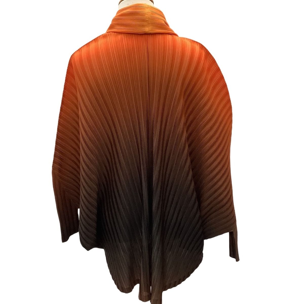 ♪♪ISSEY MIYAKE イッセイミヤケ PLEATS PLEASE カーディガン